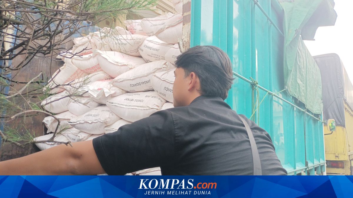 Manfaatkan Kelangkaan di Petani, Komplotan di Jambi Selundupkan 7,3 Ton Pupuk Urea Subsidi