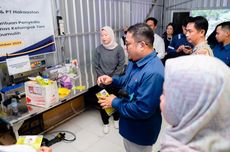 HK Salurkan Mesin Produksi Keripik Nanas bagi Petani di Tol Palindraprabu