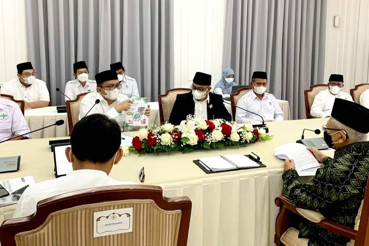 Bawa masalah kesejahteraan petani sawit, DPP Apkasindo temui Wakil Presiden Ma'ruf Amin di rumah dinasnya, Kamis (28/7/2022)