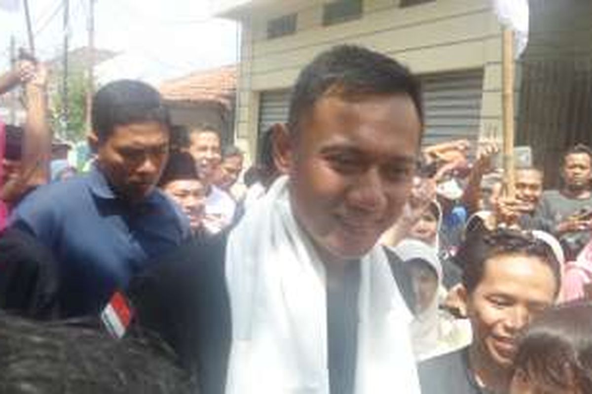 Kunjungan Agus Harimurti Yudhoyono ke Kelurahan Kalibata, Jakarta Selatan, Sabtu (31/12/2016)