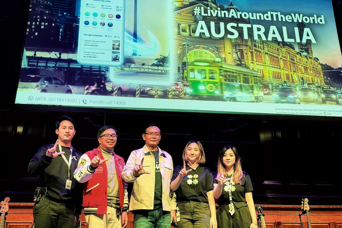 PT Bank Mandiri (Persero) Tbk menggelar program Livin? Around The World di Sydney, Australia, untuk memperluas akseptasi dan akuisisi layanan digital, Selasa (14/11/2023).
