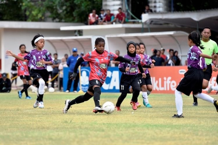 Muncul Talenta-talenta dari Turnamen Sepak Putri di Solo 