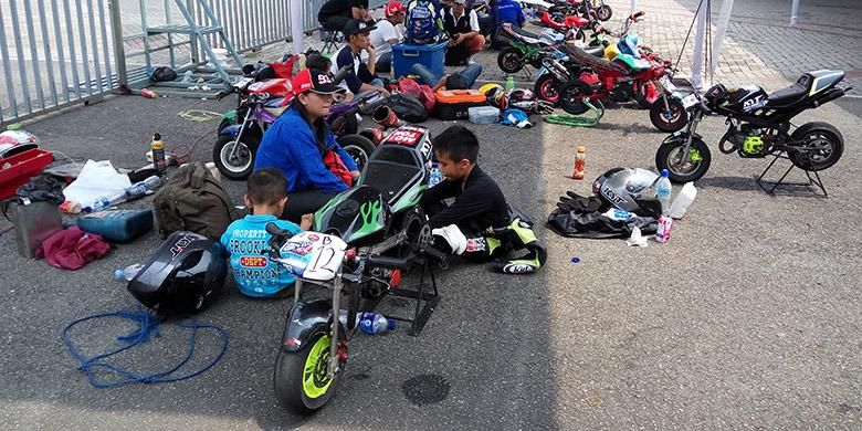 Persiapan balap kontestan Mini GP di IIMS 2016