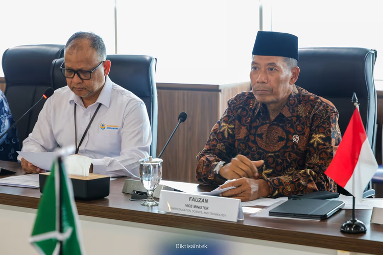 Perguruan Tinggi Terdampak Erupsi Gunung Anak Krakatau Bisa Gelar Kuliah Daring