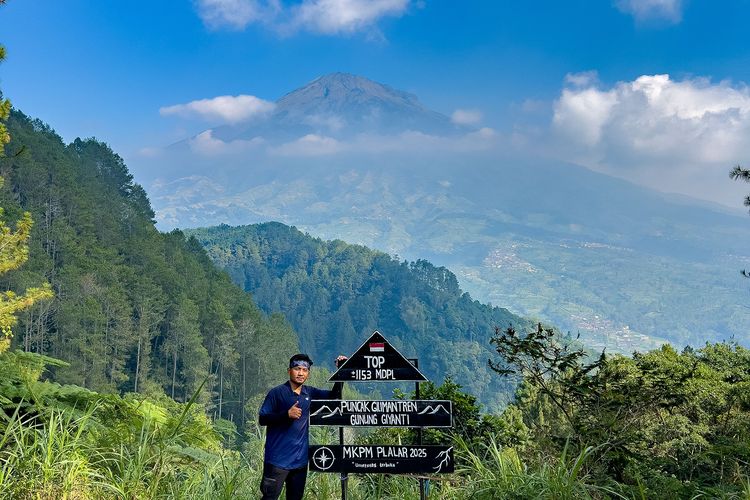 Pendakian ke Puncak Gilimantren Gunung Giyanti Magelang yang Penuh Kedamaian