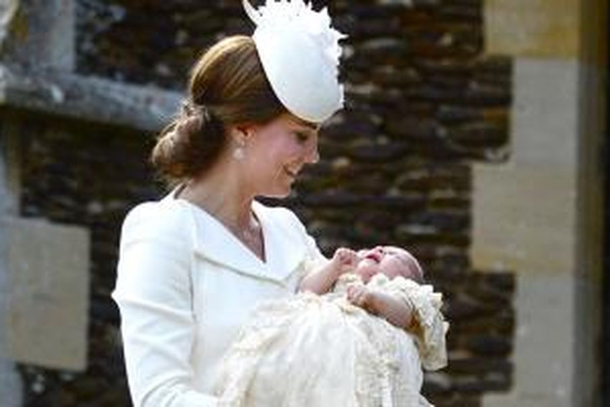 Dikabarkan bahwa Kate Middleton tidak akan memakaikan gaun anak-anak untuk putri kecilnya tersebut hingga beberapa tahun ke depan.