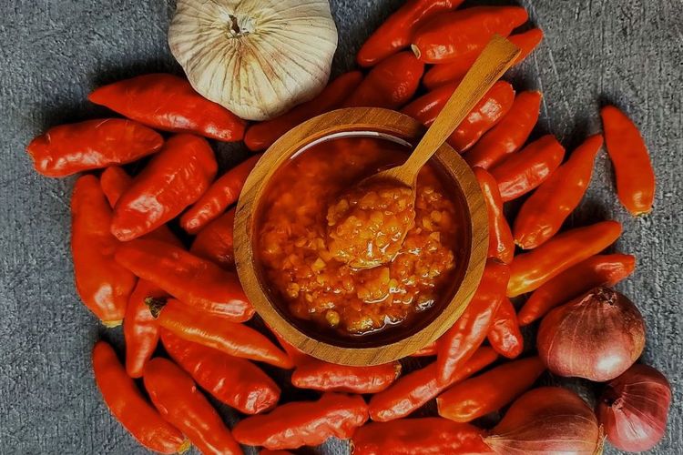 Resep sambal bawang enak, tahan lama, dan tidak bau langu.