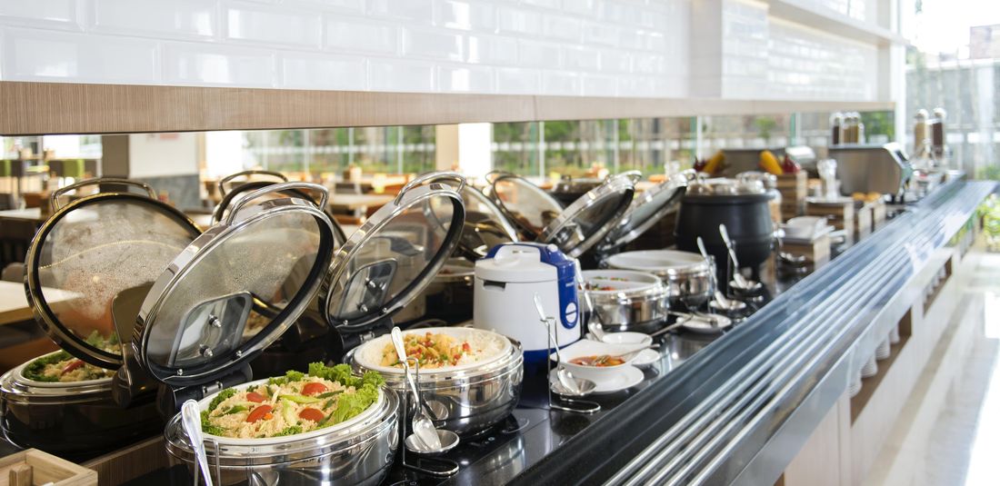 Breakfast Buffet Holiday Inn Express Jakarta Matraman.