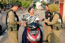 Cara Unik Satpol PP Jawa Tengah Edukasi Pengguna Jalan 