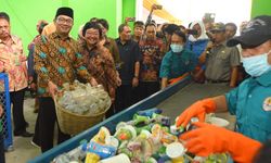 Enam Daerah di Jabar Miliki Pusat Daur Ulang dan Bank Sampah Induk