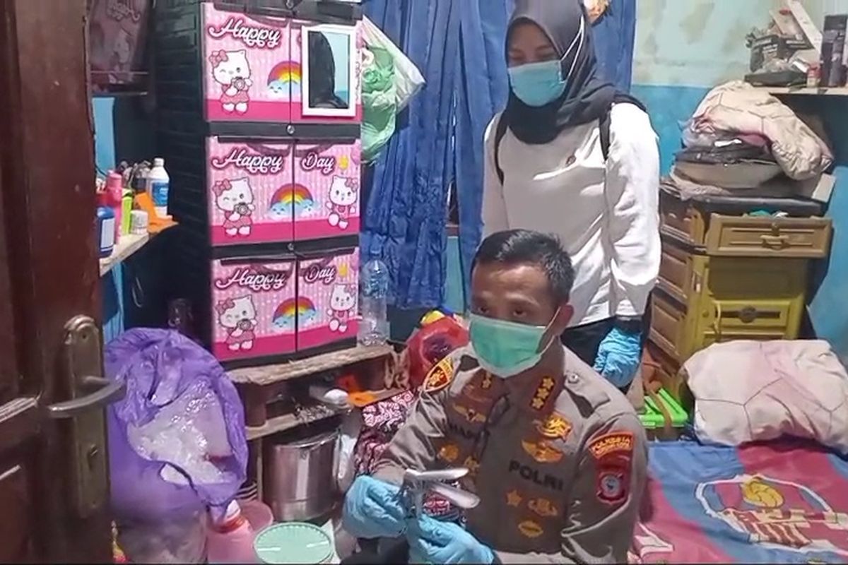 Kapolresta saat Memimpin Pengeledahan Pratik Aborsi