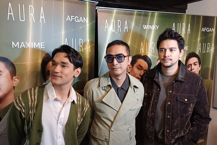 Afgan Ciptakan Lagu “Aura” di Toilet, Kolaborasi dengan Winky Wiryawan dan Maxime Bouttier