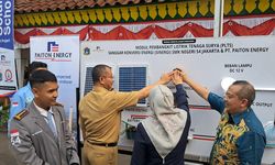 Inisiatif Gerakan 'Sekolah Net Zero Karbon', Paiton Energy Bangun PLTS Atap di SMKN 54 Jakarta