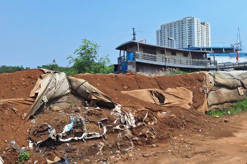 Tanggul Geobox di Pelabuhan Sunda Kelapa Banyak yang Rusak, Warga: Becek kayak di Sawah