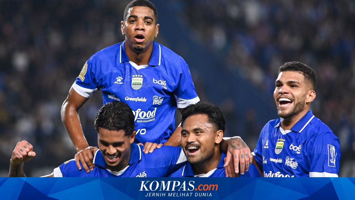 Persib dan Borneo FC Bersaing Ketat di Puncak Klasemen, Persija Tertinggal Tujuh Poin