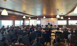 Kemenkominfo Ajak Pemuda Sorong Sebarkan Ide lewat Konten Medsos