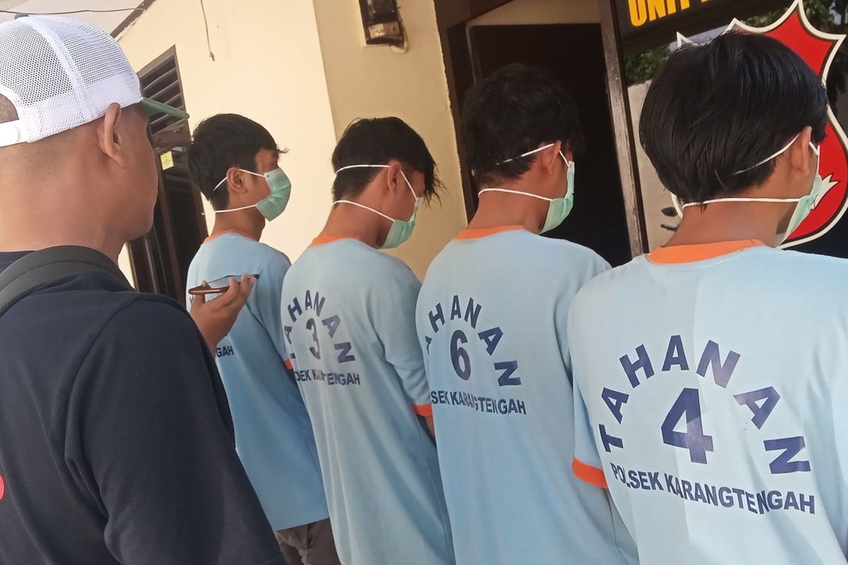 Empat orang anggota komplotan begal sadis diringkus jajaran Polsek Karangtengah, Cianjur.