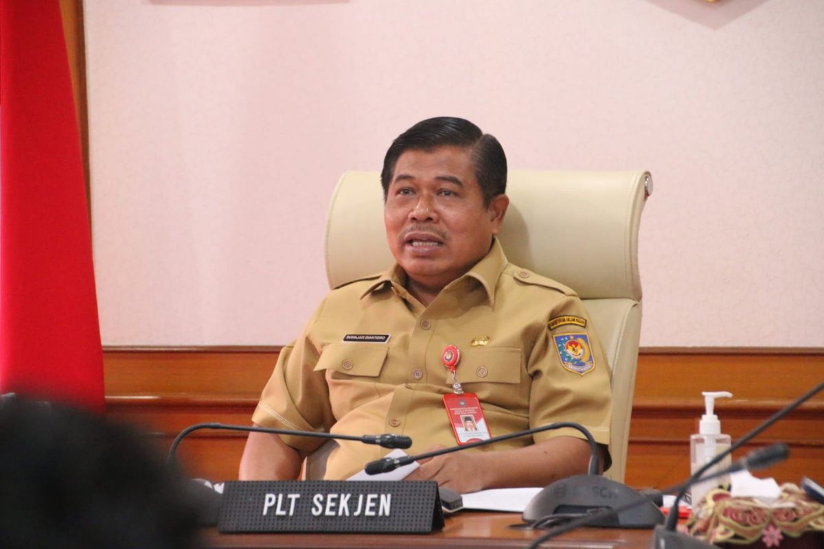 Plt Sekretaris Jenderal Kementerian Dalam Negeri, Suhajar Diantoro, dalam Pembukaan Pelatihan Dasar CPNS Golongan III bagi Purna Praja IPDN Angkatan XXVIII Tahun Anggaran 2022, Senin (7/3/2022).