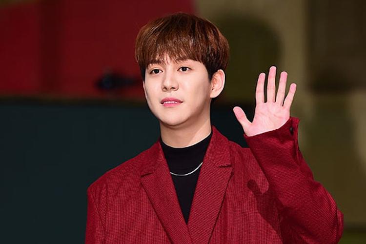 Artis asal Korea Selatan Park Kyung