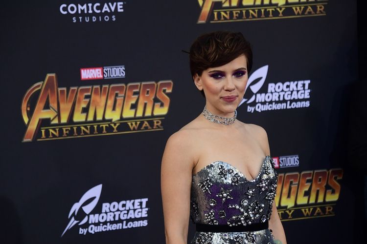 Akris Scarlett Johansson menghadiri pemutaran perdana film Avengers: Infinity War di Hollywood, California, pada 23 April 2018.