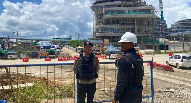 Pastikan Pembangunan IKN Aman, Brimob Polda Kaltim Gelar Patroli Rutin
