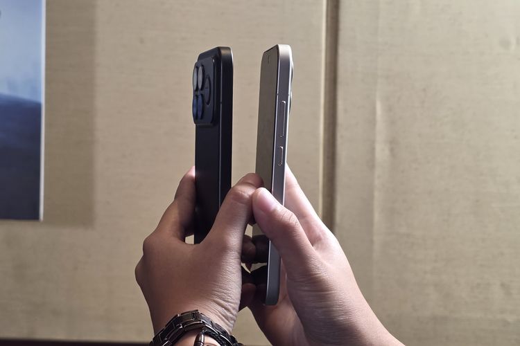 Perbedaan ukuran Poco F8 Ultra dan Poco F8 Pro dari sisi dimensi ketebalan. 