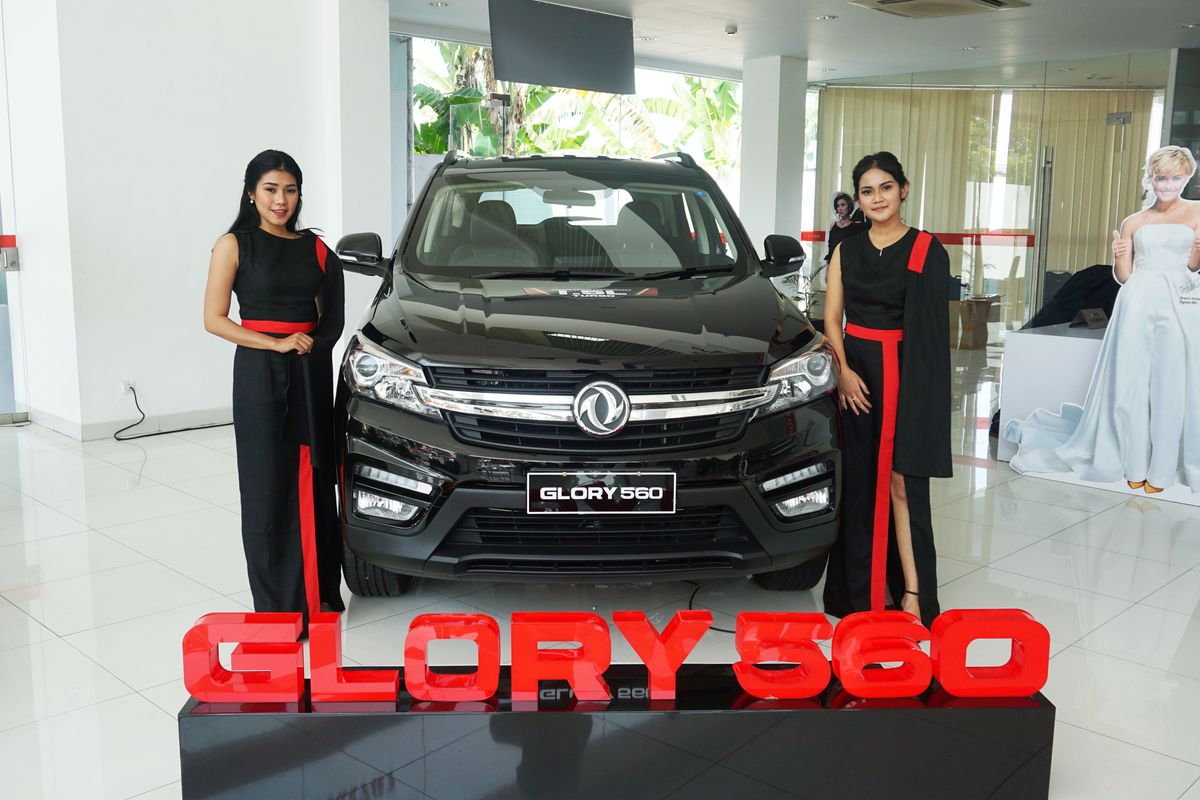 Peluncuran Glory 560 di Padang                     