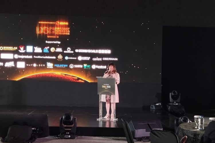 Ketua Umum Asosiasi Pengusaha Indonesia (APINDO), Shinta W. Kamdani dalam acara Kick Off Diplomat Success Challenge Season 16 pada Jumat, (13/6/2025)