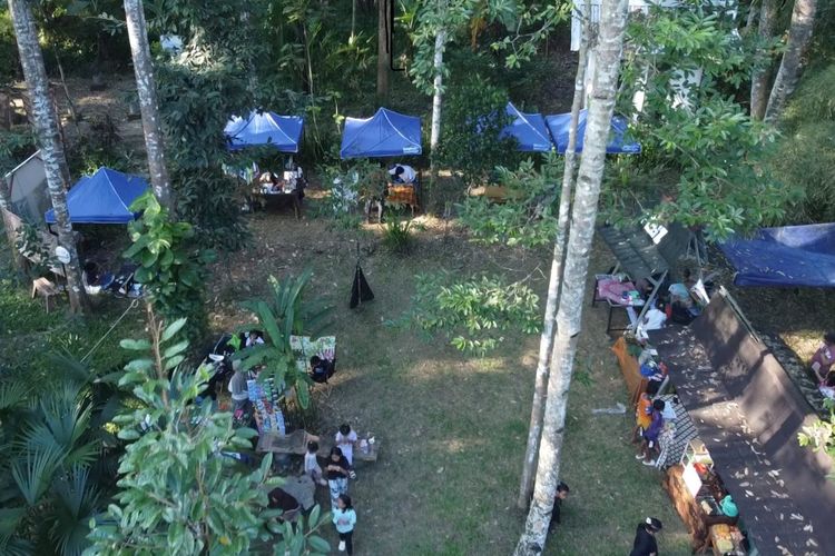 Batik Pelindung UV dan Workshop Kreatif Ramaikan Gema Ujana di Pasar Tegalan