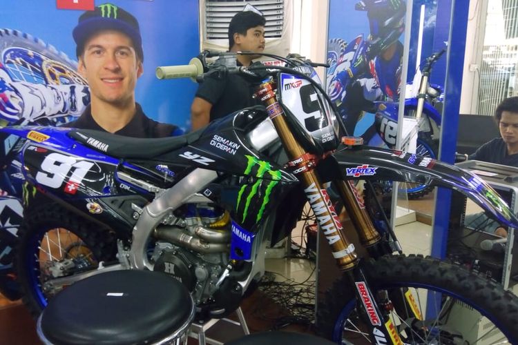 Sepeda motor Yamaha bernomor 91 tunggangan pebalap Tim Monster Energy Yamaha MXGP Jeremy Seewer. Pada MXGP 2019 di Palembang, Seewer punya keinginan naik podium.