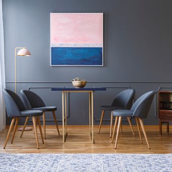Ilustrasi ruang makan dengan nuansa warna abu-abu. 