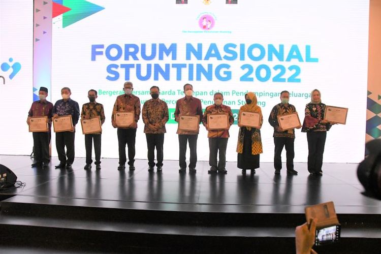 Badan Kependudukan dan Keluarga Berencana Nasional (BKKBN) bersama Tanoto Foundation menggelar Forum Nasional Stunting (FNS) di Hotel Shangri-La, Jakarta, Selasa (6/12/2022).