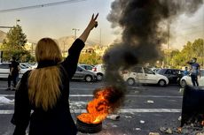 Protes Masih Berkobar, Iran Keluarkan Peringatan Wajib Kenakan Jilbab di Mobil