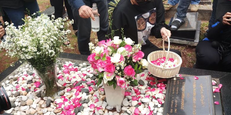 Anak tumbuhan contoh tema lagu dengan berilah Soal Penilaian Anak tumbuhan contoh tema lagu dengan berilah Contoh Paragraf