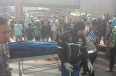 Truk Pengangkut Pasir Tabrak 3 Sepeda Motor di Cileunyi, 2 Orang Tewas