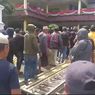 Ratusan Buruh PDP Kahyangan Demo, Jebol Pagar Pendopo Bupati Jember