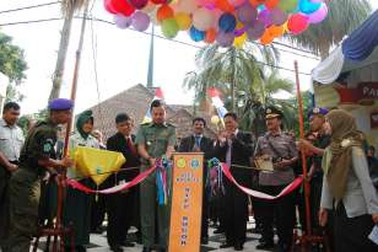 Wali Kota Bogor Bima Arya Sugiarto membuka kegiatan Dies Natalies ke-15 di Sekolah Tinggi Penyuluhan Pertanian (STPP) Bogor, Senin (11/4/2016).