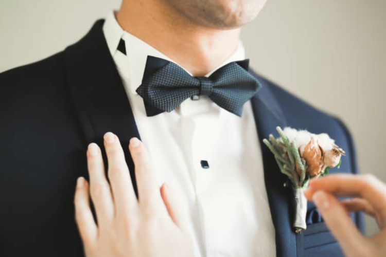 3 Hal yang Harus Dipertimbangkan Saat Memilih Jas Pengantin Pria