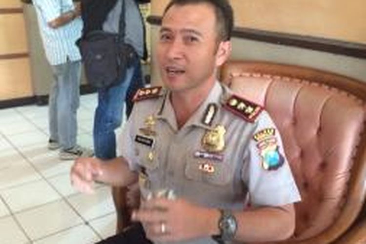 Kapolres Bangkalan, AKBP Sulistiyono, akan melimpahkan kasus penembakan aktivis Bangkalan ke Polda Jawa Timur.