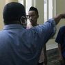 Ngotot Shalat Tarawih Berjemaah di Masjid, Warga Cekcok dengan Petugas