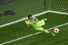 Dengan Kondisi Cedera, Bravo Gagalkan 3 Penalti Portugal