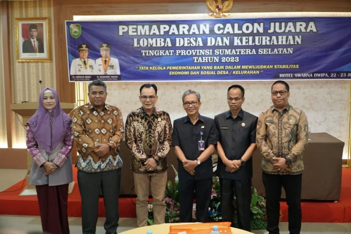 Pemerintah Provinsi (Pemprov) Sumatera Selatan (Sumsel) menggelar kegiatan paparan calon juara Lomba Desa dan Kelurahan bertema ?Tata Kelola Pemerintahan yang Baik dalam Mewujudkan Stabilitas Ekonomi dan Sosial Desa/Kelurahan? di Hotel Swarna Dwipa, Kamis (22/6/2023).
