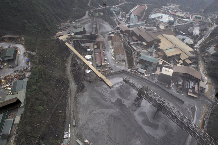 Kegiatan operasi pertambangan PT Freeport Indonesia di Timika, Papua, Sabtu (12/5/2012). 