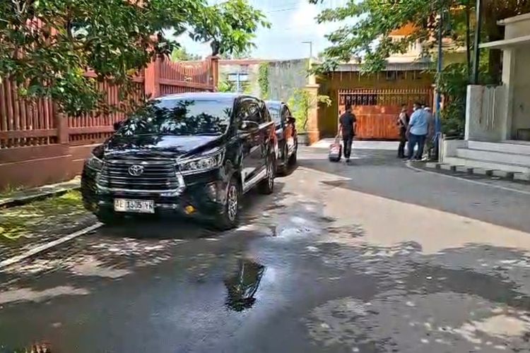 KPK Geledah Rumah Dirut PDAM Madiun 5 Jam, Ini Temuannya