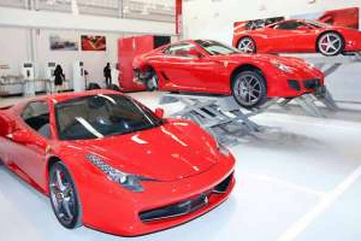 Bengkel resmi pertama Ferrari di luar Jakarta diresmikan di Surabaya.