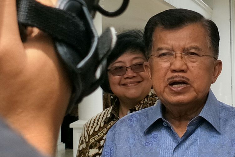 Wakil Presiden RI Jusuf Kalla ketika ditemui di Istana Wakil Presiden, Jakarta, Senin (19/12/2017).