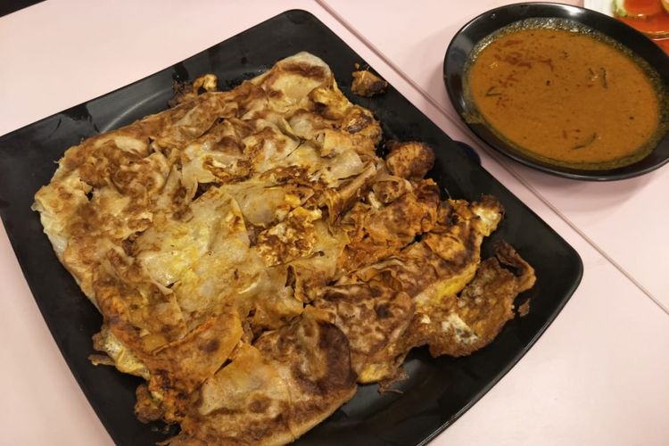 Murtabak Sarden dengan saus kari berukuran medium ala Singapore Zam Zam Restaurant, Singapura, Jumat (13/7/2018).