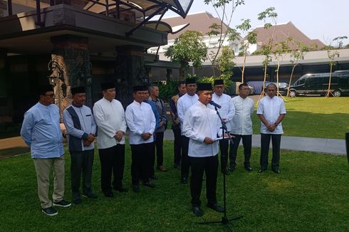 TNI AU Berhasil Terjunkan 20 Paket Bantuan di Gaza Palestina Lewat 