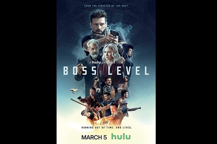 Mel Gibson, Frank Grillo, dan Naomi Watts dalam film Boss Level (2021).