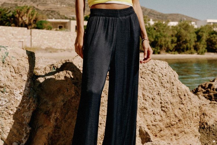 Celana Wide Leg Zara Ramai Dikeluhkan setelah Sejumlah Pembeli Mengaku Cedera